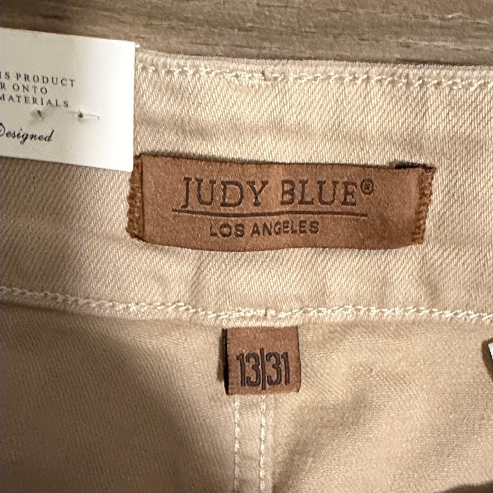 Judy Blue High Waisted Khaki Flare Jeans Women’s Size 13/31 NWT - Picture 2 of 10